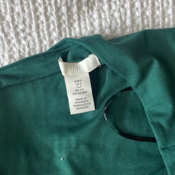 h&M off shoulder top - Picture 2 of 2